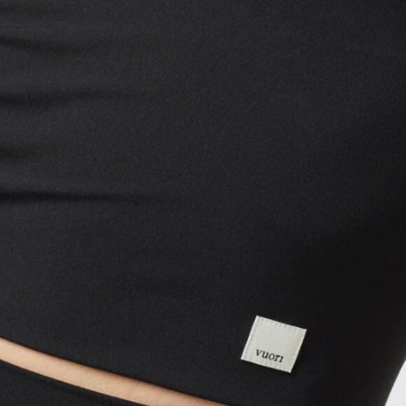 Vuori AllTheFeels™ BlissBlend Tank | Black | Size S | New w/ Tags - Picture 4 of 5